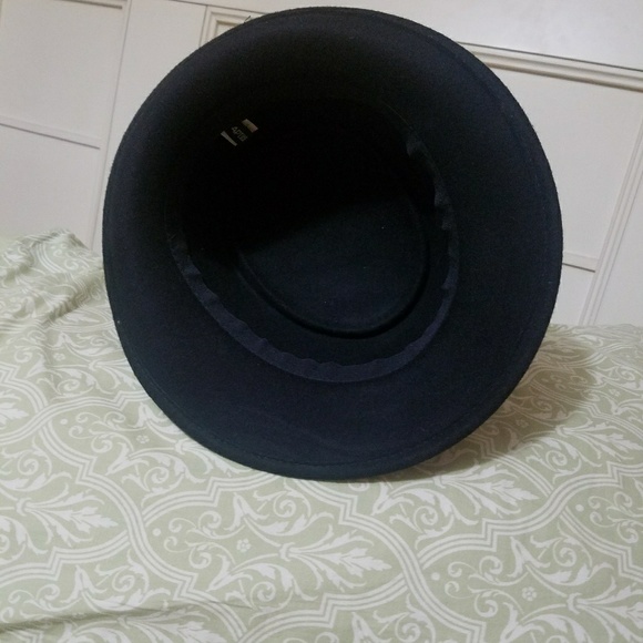 100 percent Wool Hat! Love hats! - Picture 6 of 8